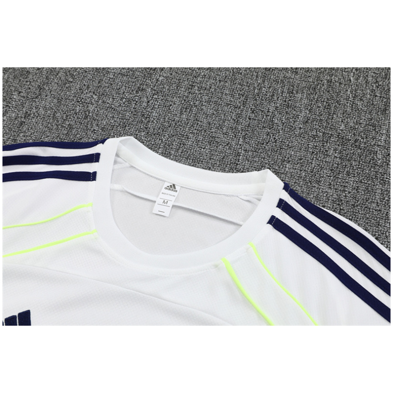 Tenue d’Entraînement Courte Real Madrid Homme Blanc 2025/26