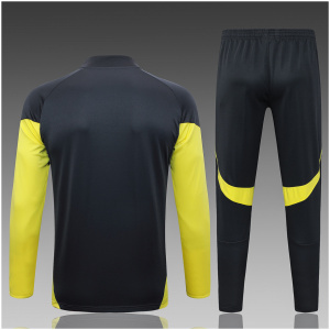 Ensemble d’entraînement gris pour enfants du Real Madrid 2025/26